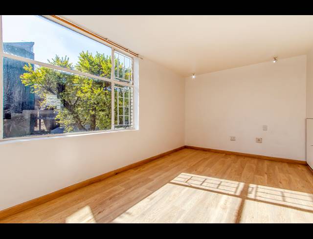 1 BEDROOM APARTMENT FOR SALE IN THE GARDENS